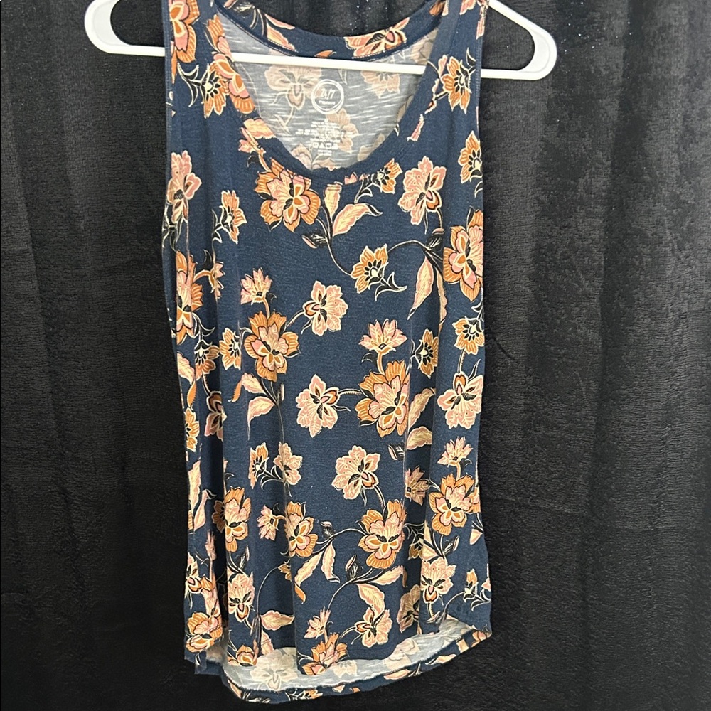 Maurice’s paisley 24/7 tank